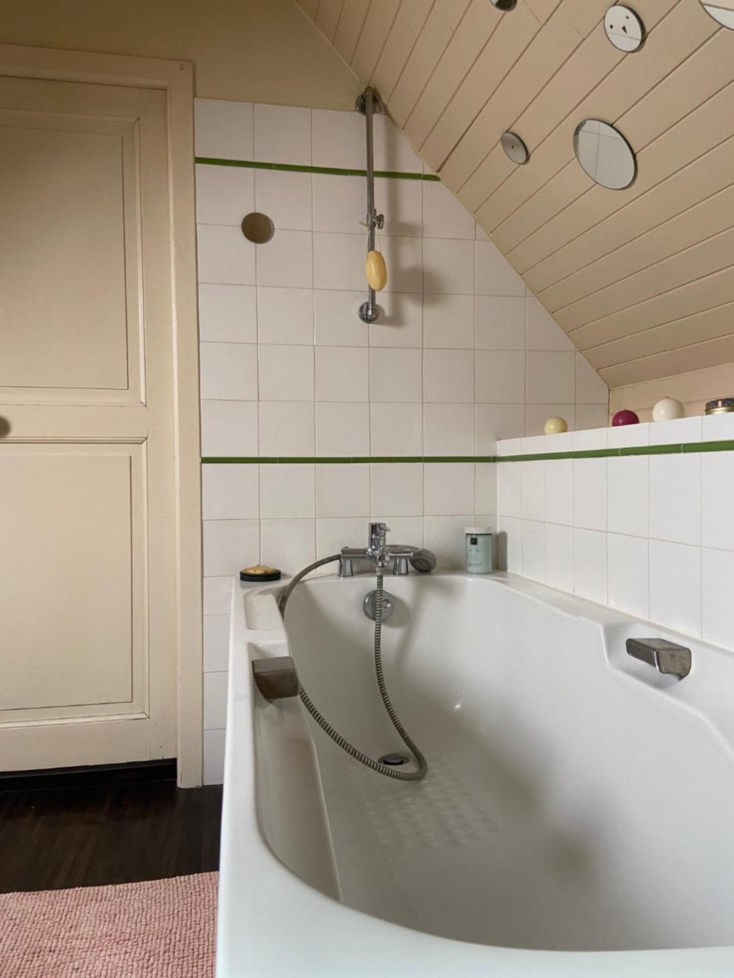 Les Chambres De L'Atelier Marigne-Laille Exteriör bild
